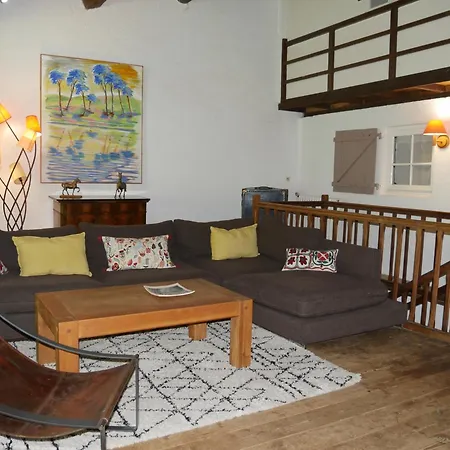Domaine De Liviere-haute Vakantiehuis